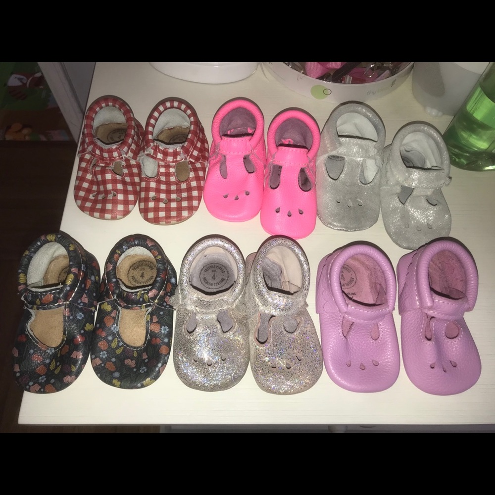 Freshly picked mary janes lot size 4